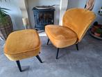 WOOOD stoel en poef Sara okergeel, Huis en Inrichting, Stoelen, Ophalen, Overige kleuren, Zo goed als nieuw, Stof