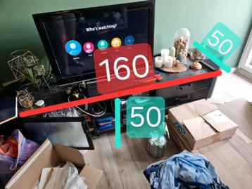 TV kast industrieel tv meubel vitrinekast beschikbaar voor biedingen
