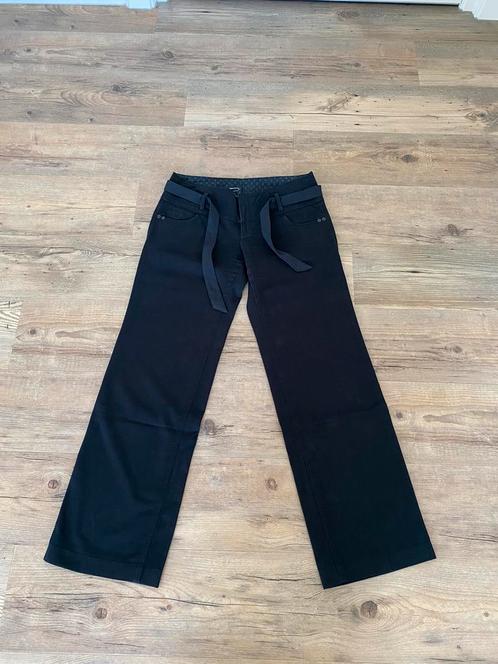 (NIEUW) Prachtige zwarte flared broek van ESPRIT EDC maat 36, Kleding | Dames, Broeken en Pantalons, Zo goed als nieuw, Maat 36 (S)