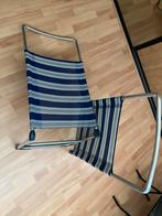 Twee Crespo voetenbankjes blauw-wit, Ophalen, Gebruikt, Campingstoel