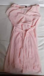 Fame lichtroze jurk, maat M, Kleding | Dames, Maat 38/40 (M), Nieuw, Ophalen of Verzenden, Knielengte