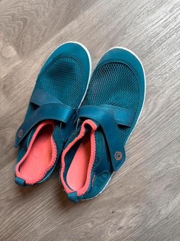 Decathlon Waterschoenen Maat 38-39 beschikbaar voor biedingen