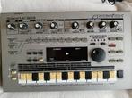 Roland MC303 groovebox, Ophalen of Verzenden, Gebruikt, Roland
