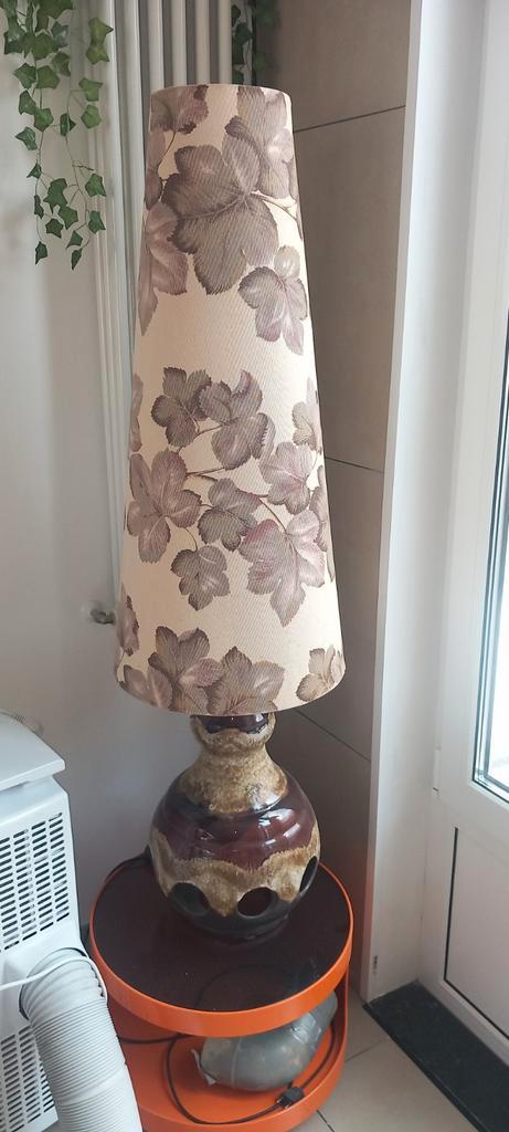 Vintage/retro lava vloerlamp, Huis en Inrichting, Lampen | Vloerlampen, Zo goed als nieuw, 100 tot 150 cm, Overige materialen