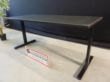 Professioneel bureau / werktafel 180x80cm met glasplaat
