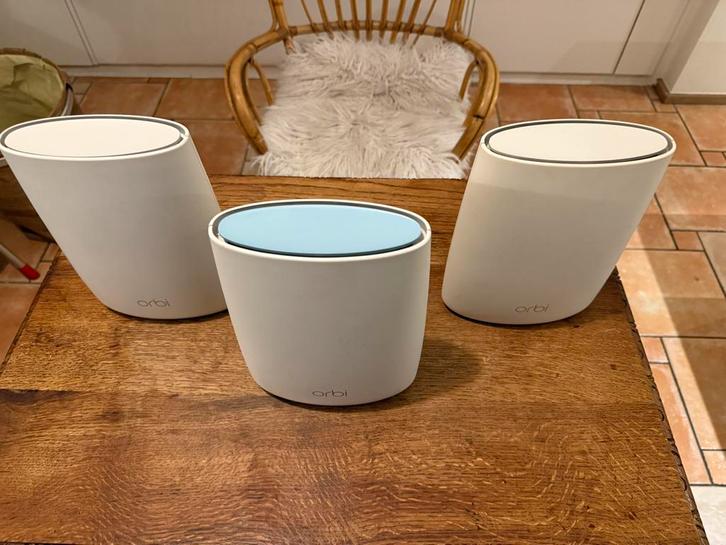 Netgear Orbi RBK53 WiFi Systeem, Computers en Software, Routers en Modems, Gebruikt, Router, Ophalen of Verzenden