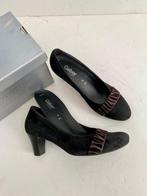 i542 Gabor maat 6,5=40 G leren pumps schoenen hak zwart leer, Kleding | Dames, Schoenen, Zwart, Gabor, Ophalen of Verzenden, Zo goed als nieuw