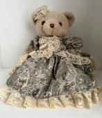 Vintage Teddybeer in Paisley Jurk - L. Dake & Zn, Ophalen, Gebruikt, Beer