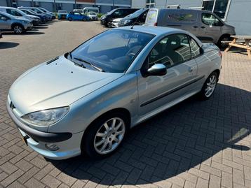 Peugeot 206 2.0 16V cabrio 2001 Grijs cc beschikbaar voor biedingen