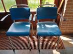 2 vintage Gispen stoelen met leuning, Blauw, Twee, Gebruikt, Metaal