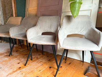 4 Usuals Jesper Eetkamerstoelen - Set beschikbaar voor biedingen