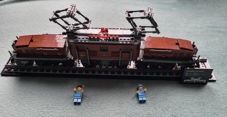 Lego trein Crocodile locomotief (set 10277) + bouw boekje., Kinderen en Baby's, Speelgoed | Duplo en Lego, Gebruikt, Lego, Complete set