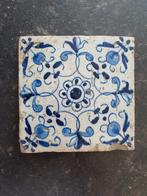 Antieke ornament tegel in houten lijst 13 x 13 cm, Ophalen of Verzenden