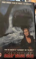Videoband Deep Blue Sea, Cd's en Dvd's, VHS | Film, Vanaf 12 jaar, Ophalen, Gebruikt, Science Fiction en Fantasy