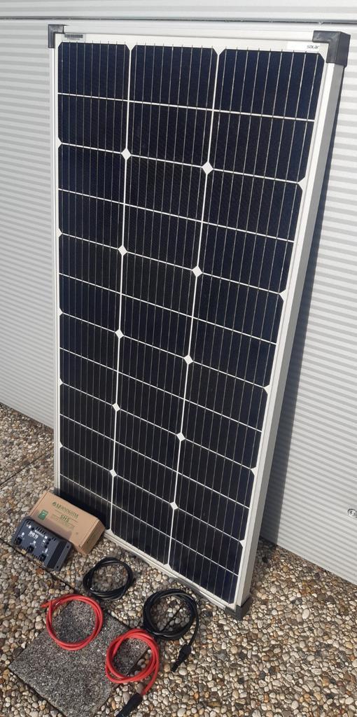100 watt zonnepaneel met laadregelaar en aansluit kabels, Watersport en Boten, Accessoires en Onderhoud, Gebruikt, Motor en Techniek