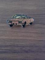 V 362 Cadillac Convertible, Verzamelen, Speldjes, Pins en Buttons, Ophalen of Verzenden, Zo goed als nieuw, Transport, Speldje of Pin