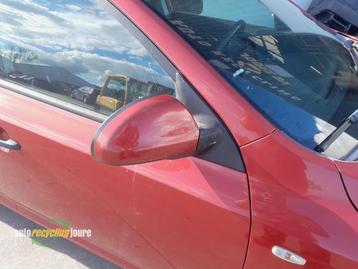 Buitenspiegel rechts van een Kia Cee'D beschikbaar voor biedingen