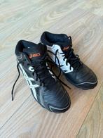 Asics korfbalschoen voor op het veld maat 40,5/9, Sport en Fitness, Korfbal, Ophalen, Zo goed als nieuw, Schoenen