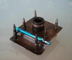 WW2 Bureau Ornament inktpot Pen Houder Duitsland Trench art, Antiek en Kunst, Curiosa en Brocante, Ophalen of Verzenden