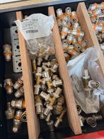 Sanitair Fittingen - Knelkoppelingen pers uponor comisa, Doe-het-zelf en Verbouw, Sanitair, Ophalen of Verzenden, Gebruikt, Koper