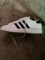 Adidas schoenen maat 36, Sport en Fitness, Basketbal, Ophalen of Verzenden, Zo goed als nieuw, Schoenen