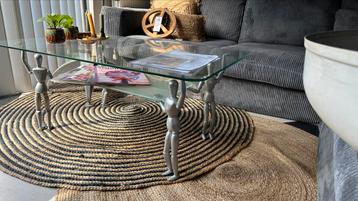 DESIGN INDUSTRIEEL LEDENPOP TAFEL beschikbaar voor biedingen