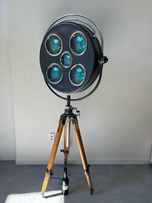 Hanau XXL Operatielamp op prachtig houten Berlebach statief, Huis en Inrichting, Lampen | Vloerlampen, Gebruikt, Minder dan 100 cm