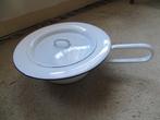 Mooie wit emaille ondersteek bedpan po jaren 50, Ophalen of Verzenden
