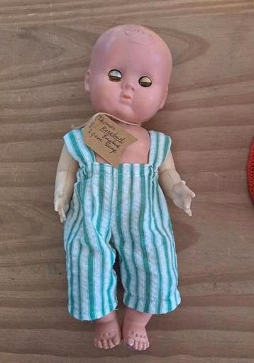 Vintage Rosebud Thomas Pop beschikbaar voor biedingen