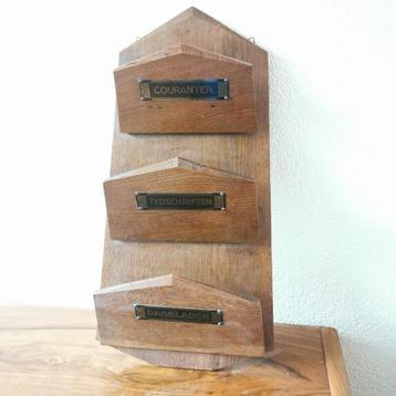 Art Deco Tijdschriftenrek	~1930 rek handdoeken keuken rek  beschikbaar voor biedingen