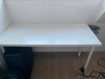 Ikea white table beschikbaar voor biedingen