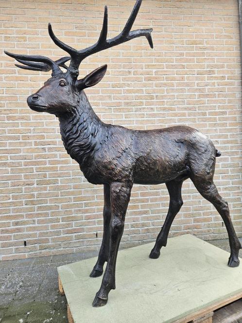 BRONZEN GROOT HERT OPRUIMPRIJS NU, OOK ANDERE HERTEN ENZ..., Tuin en Terras, Tuinbeelden, Nieuw, Dierenbeeld, Overige materialen