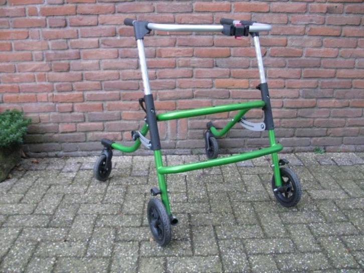 Speciale rollator Otto Bock hoge stand 86cm lage stand 64cm, Diversen, Rollators, Zo goed als nieuw, Opvouwbaar, Ophalen of Verzenden
