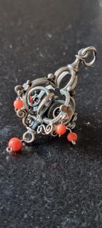 Zilveren vintage hanger met 5 bloed koraal kraaltjes, Verzenden, Zo goed als nieuw, Zilver, Zilver