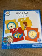Hoe Laat Is Het? Bordspel - Toy Universe, Hobby en Vrije tijd, Gezelschapsspellen | Bordspellen, Een of twee spelers, Ophalen of Verzenden