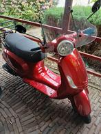 Rode nieuwe bromscooter La Souris, Fietsen en Brommers, Snorfietsen en Snorscooters, Zo goed als nieuw, Benzine, Ophalen, Overige merken