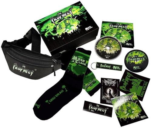 The Prophecy 23 - Mosh O'Clock (Box-Set) CD + Merchandise, Cd's en Dvd's, Cd's | Hardrock en Metal, Nieuw in verpakking, Boxset