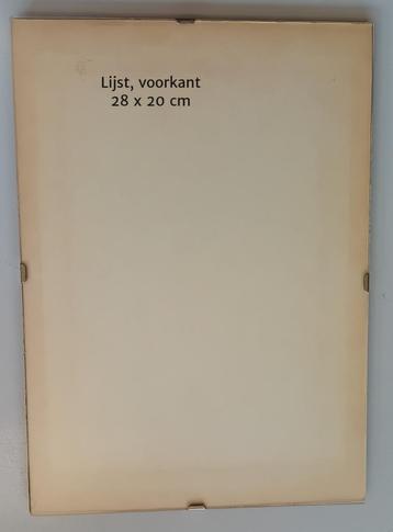 Te Koop: Een lijst zonder rand.   Afmetingen: 28 x 20 cm. beschikbaar voor biedingen