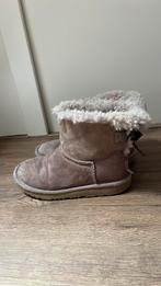 Ugg Bailey Bow paars maat 32,5, Gebruikt, UGG, Meisje, Ophalen of Verzenden