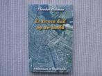 Theodor Holman + Er zit een duif op uw hoofd + 9789053302828, Ophalen of Verzenden, Gelezen, Theodor Holman, Nederland