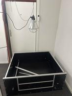 Werp­kist met warmtelamp – ideaal voor grote hondenrassen, Dieren en Toebehoren, Ophalen of Verzenden, Zo goed als nieuw