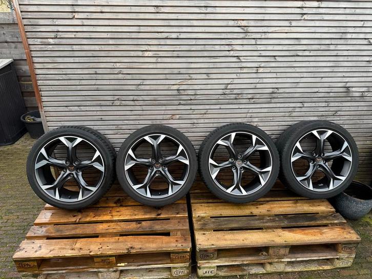 Cupra formentor 19inch org velgen, Auto-onderdelen, Banden en Velgen, Banden en Velgen, Zomerbanden, 19 inch, 245 mm, Personenwagen