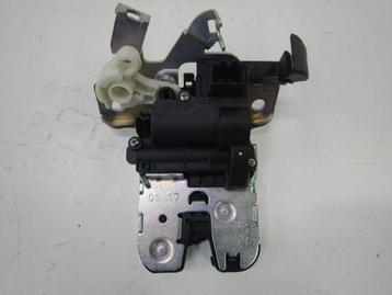 Audi A5 F5 8W6 Achterklepslot 8W0827503 beschikbaar voor biedingen