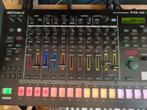 Roland TR-8S Rhythm Performer - Topstaat!, Muziek en Instrumenten, Drumcomputers, Ophalen, Zo goed als nieuw, Roland