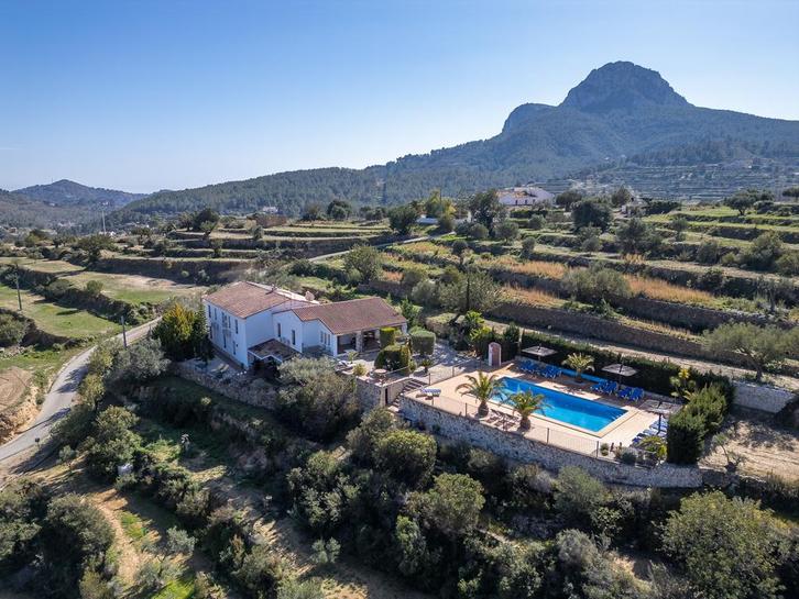 Costa Blanca: Te koop, ruime, comfortabele Finca op 17000 m2, Huizen en Kamers, Buitenland, Spanje, Woonhuis, Landelijk, Verkoop zonder makelaar