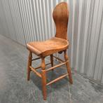 Antieke brocante Vintage brutalist |  klein stoeltje, Huis en Inrichting, Stoelen, Ophalen, Gebruikt, Overige kleuren, Vintage design Mid Century jaren 30 40 50 60 70 brutalist
