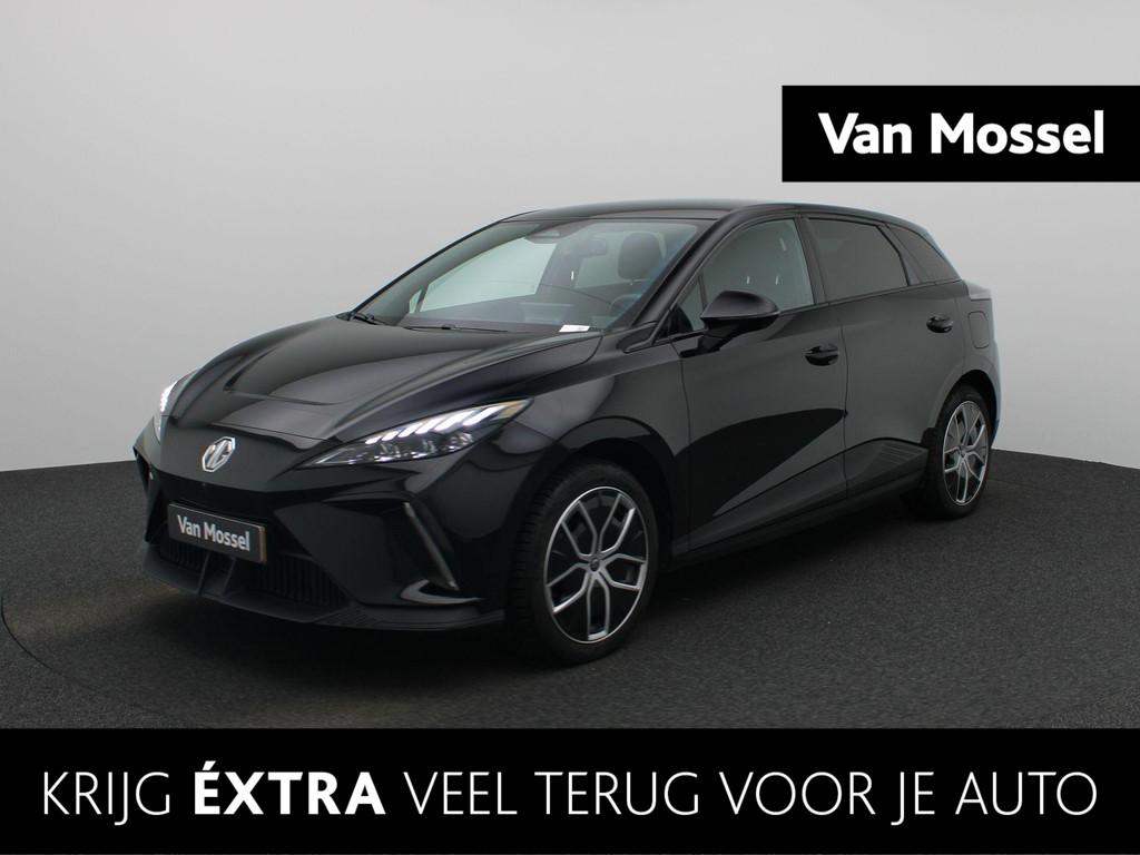 MG MG4 64 kWh Luxury | Navigtie | Achteruitrijcamera | Cruis, Auto's, MG, Automaat, 12 maanden, Gebruikt, Zwart