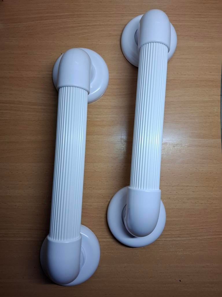 2 muurbeugels van 30 cm., Ophalen of Verzenden