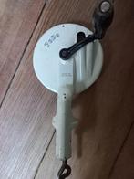 Oude witte PeDe snijbonenmolen, Ophalen of Verzenden, Gebruikt