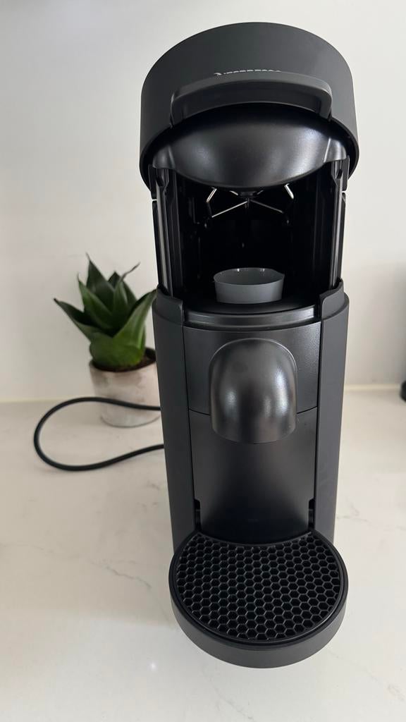 Nespresso Vertuo Pop Koffieapparaat - Zo goed als nieuw, Witgoed en Apparatuur, Koffiezetapparaten, Ophalen of Verzenden, Zo goed als nieuw